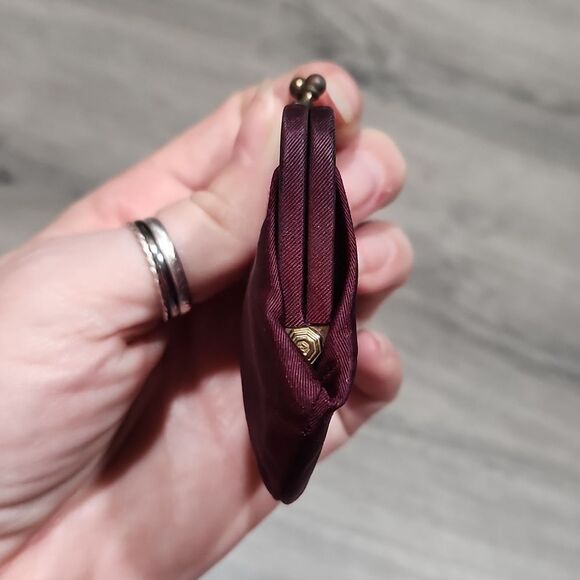 RARE Vintage EGGPLANT Mini Kisslock Coinpurse - Picture 3 of 6